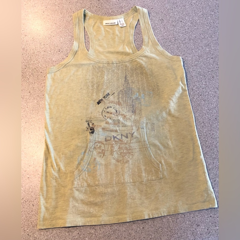 DKNY - Vintage Tank / New York Graphics